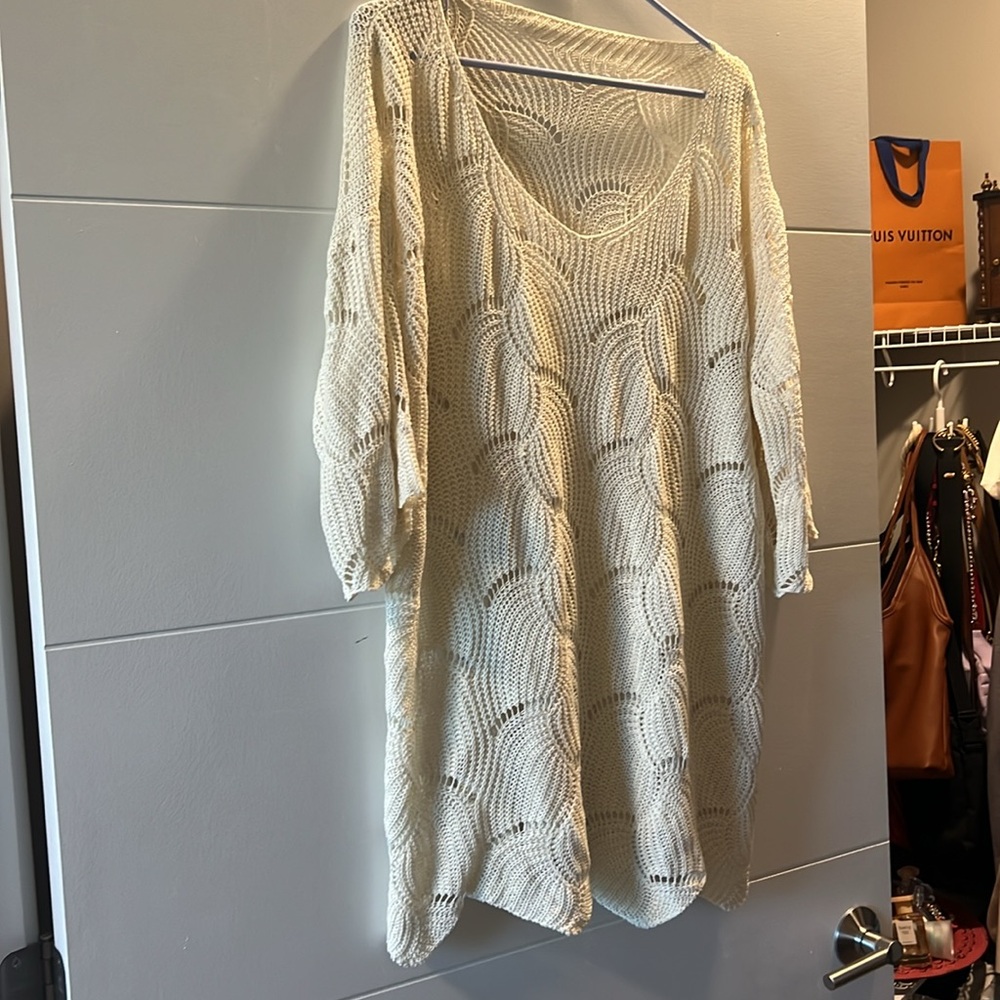 Lace beach coverup